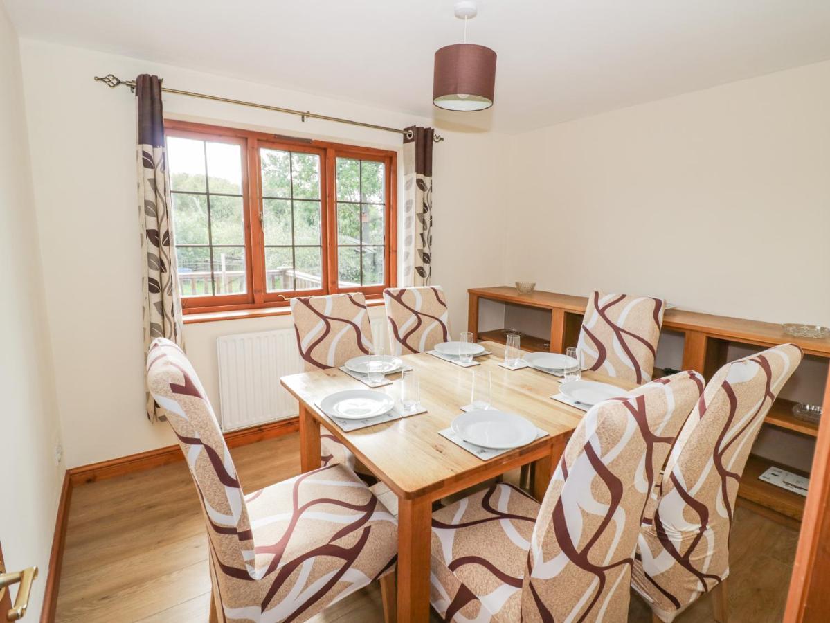 Avon View Villa Stratford-upon-Avon Esterno foto
